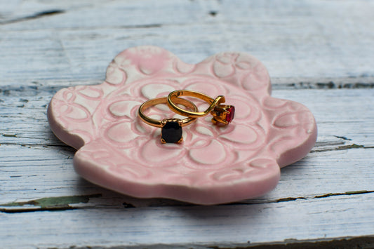 Ceramic ring dish