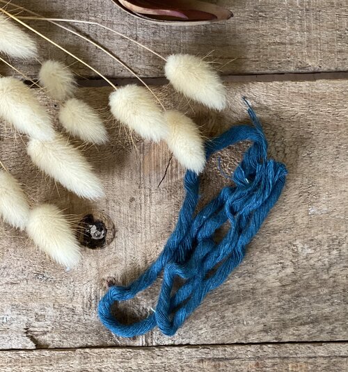 DIY Macrame earrings - tridangle