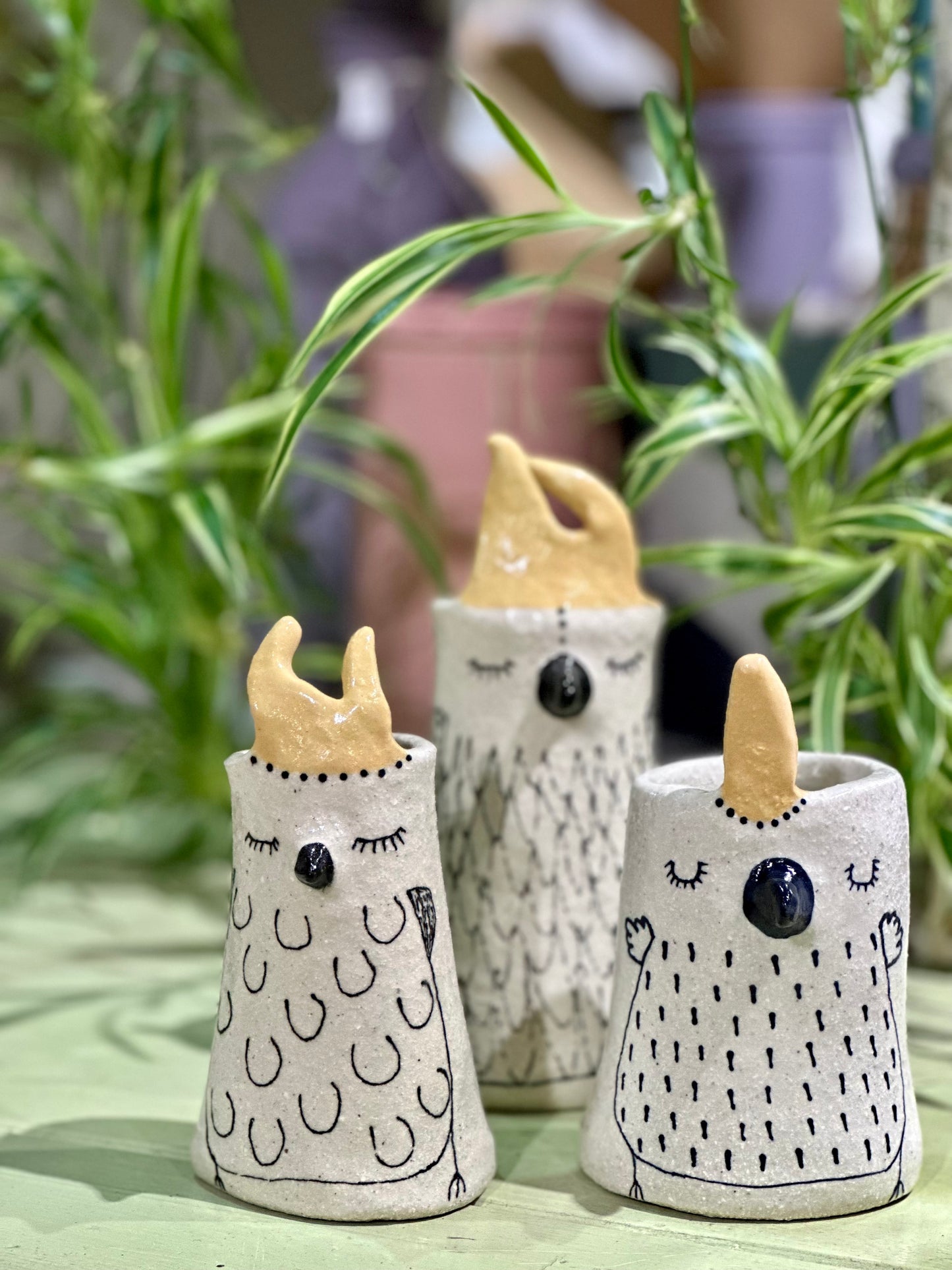 Cockatoo ceramic vase