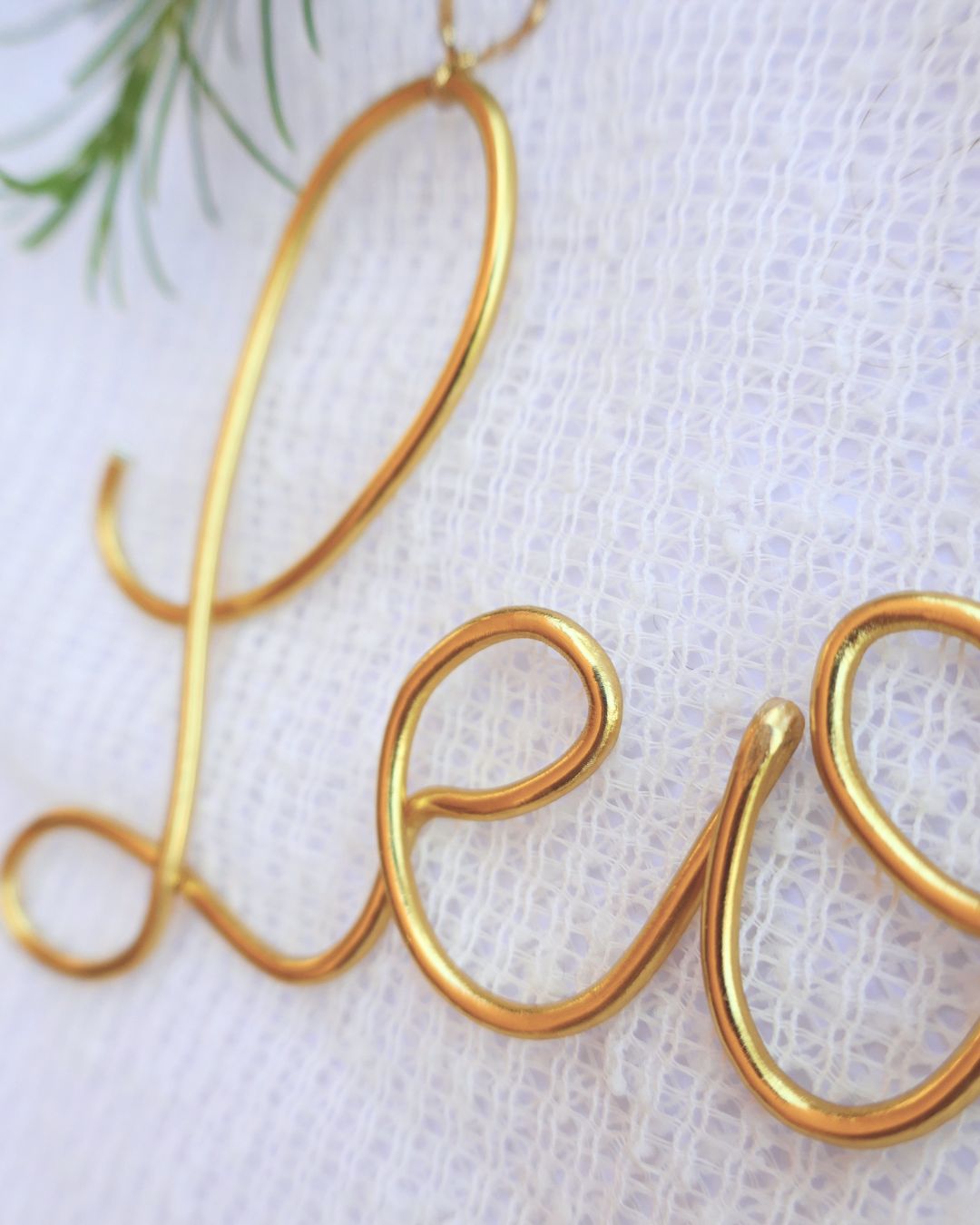 Wire name ornament for Christmas tree