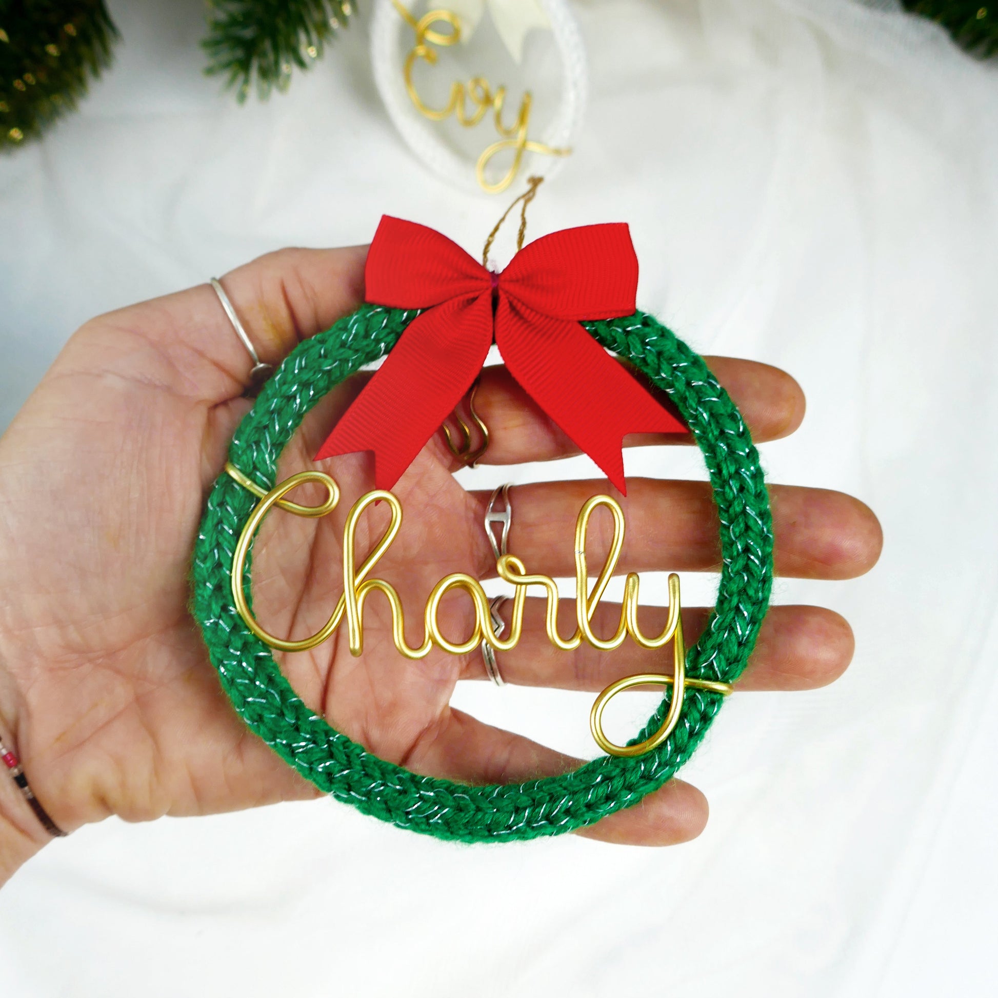 christmas wreath with wire name